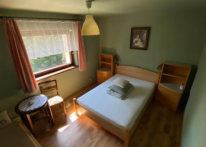 ホームステイ Zielonapogoda